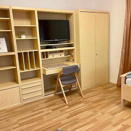 Casa Giulia 2 Zimmer Nahe Giessen, Kueche, Bad, Wlan, Parkplatz Krofdorf-Gleiberg Eksteriør billede