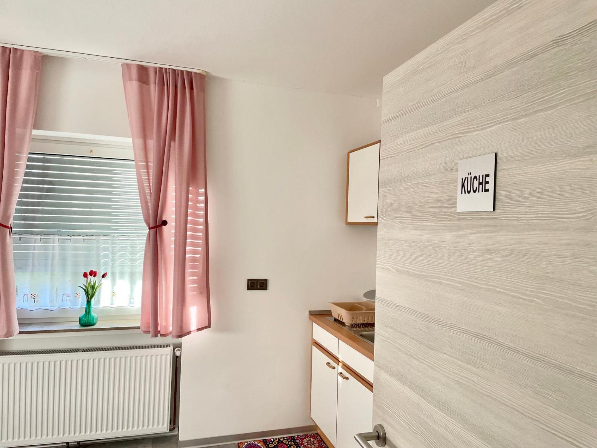 Casa Giulia 2 Zimmer Nahe Giessen, Kueche, Bad, Wlan, Parkplatz Krofdorf-Gleiberg Eksteriør billede