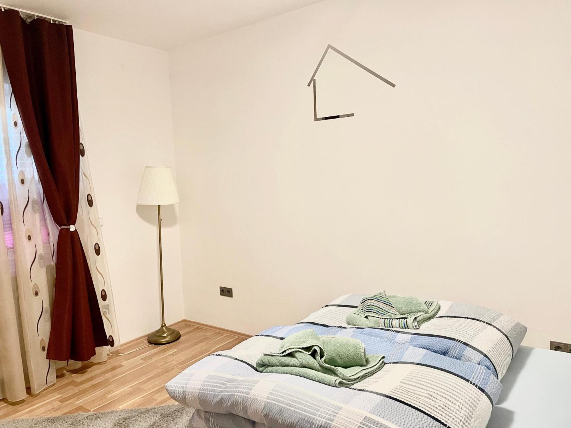 Casa Giulia 2 Zimmer Nahe Giessen, Kueche, Bad, Wlan, Parkplatz Krofdorf-Gleiberg Eksteriør billede